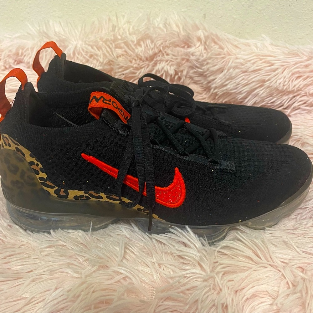 Nike Air Vapor Max Size 8.5